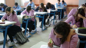 MAVİGÜN  ANADOLU LİSESİ