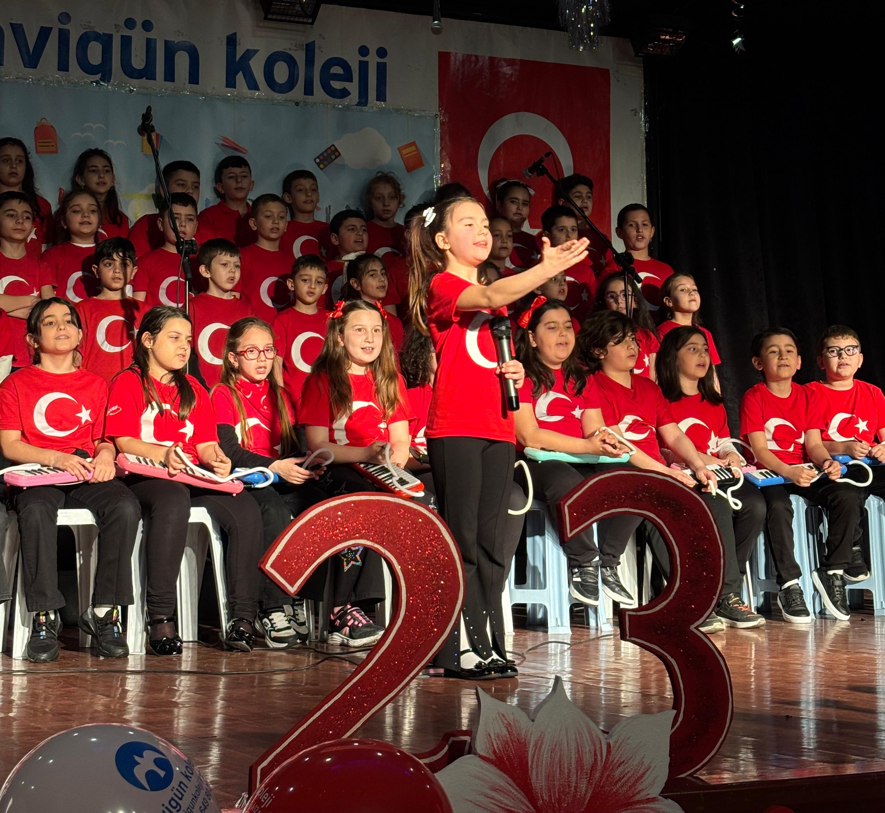 MAVİGÜN KOLEJİ’NDE 23 NİSAN COŞKUSU